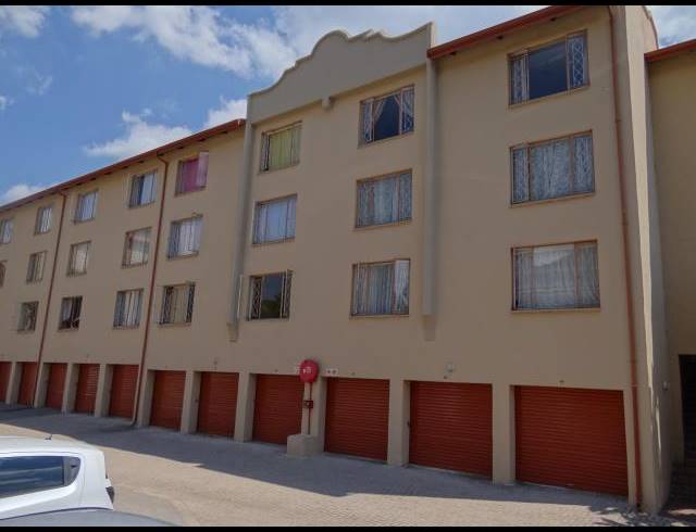 2 BEDROOM PROPERTY TO RENT IN HELDERKRUIN